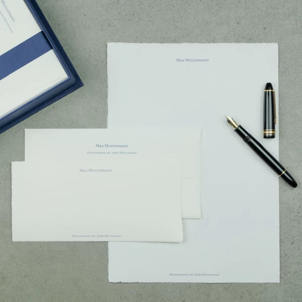 Personalisierbare Briefpapier Kassette | Edles Papier in Weiß | 60 Stück | blau