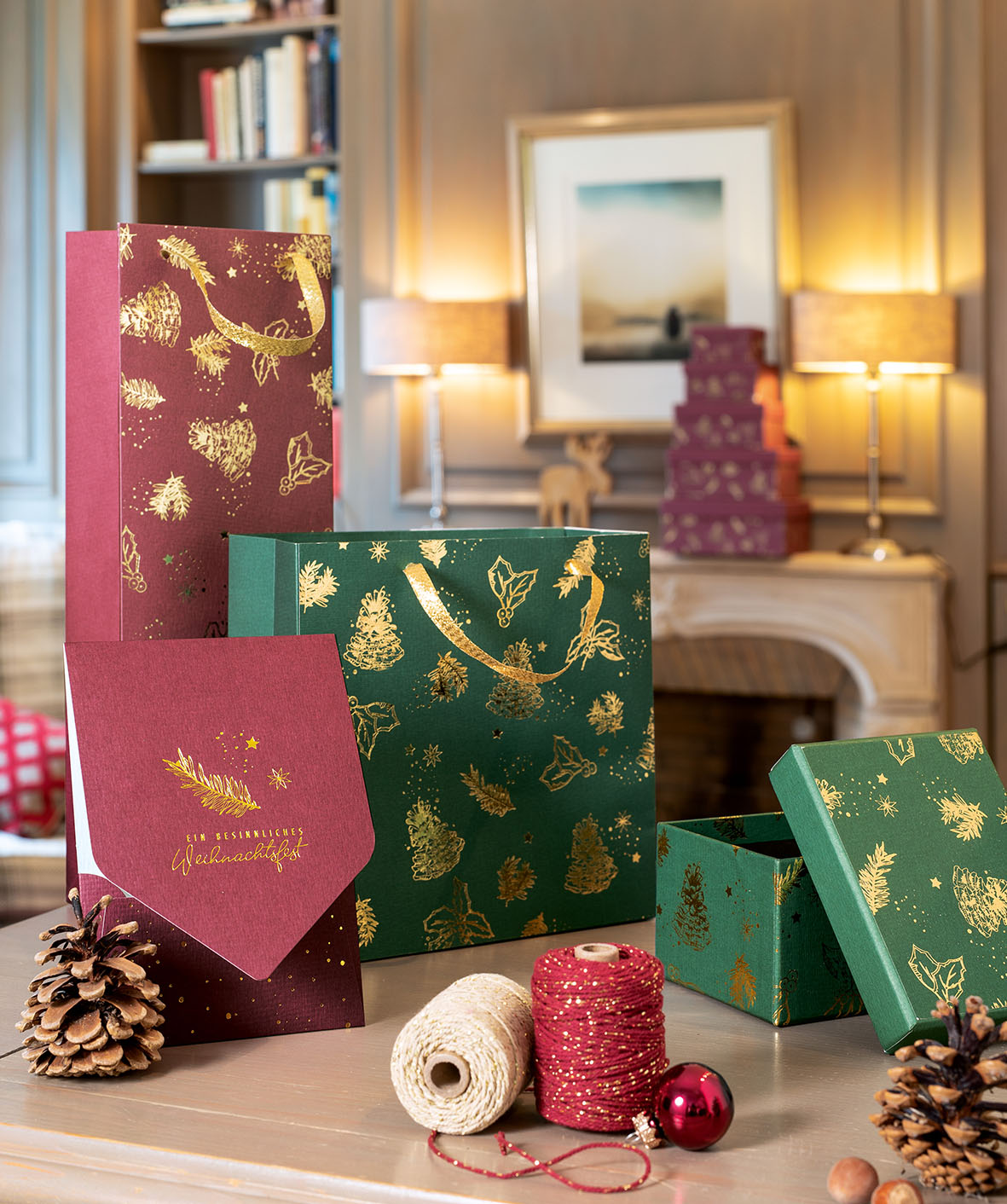 weihnachten-karte-goldenchristmas-geschenktuete-box-roessler